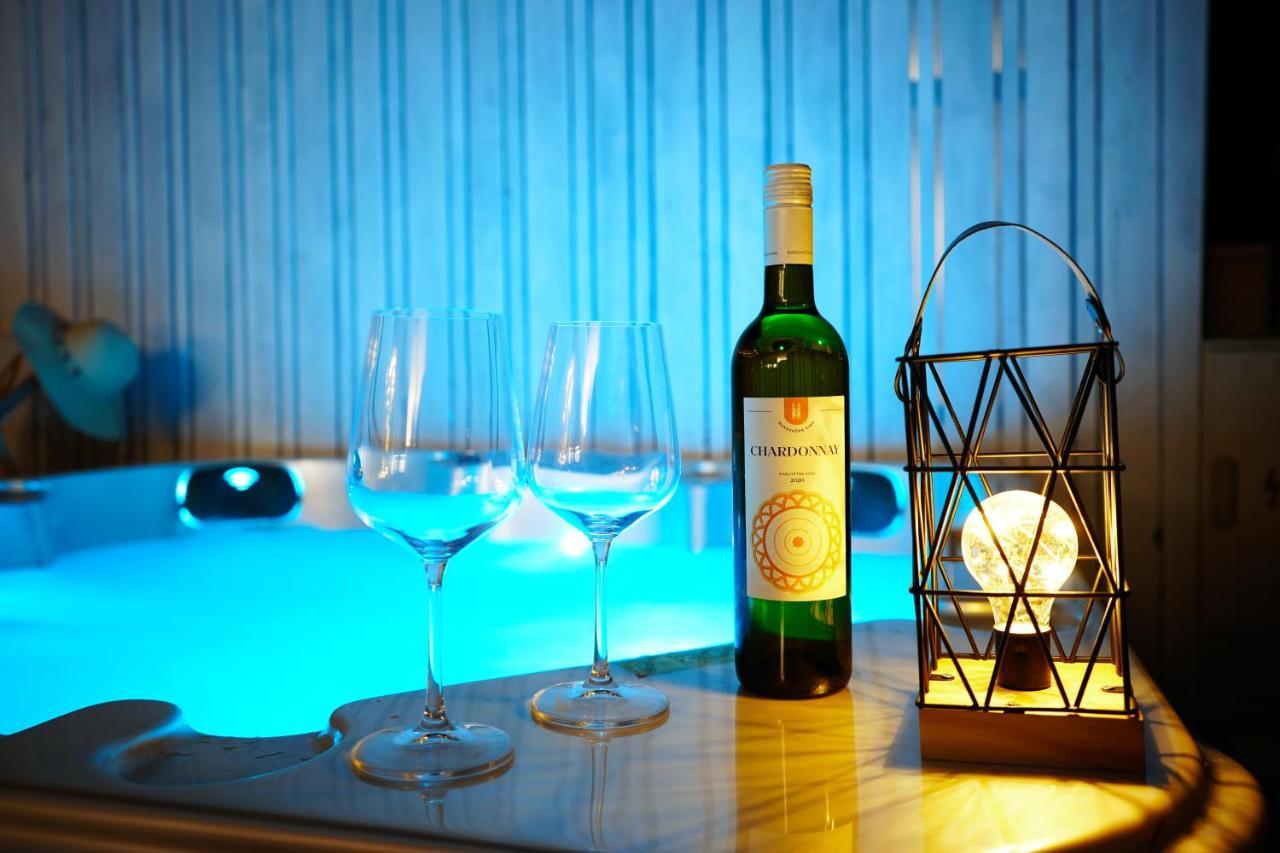 Boutique Style Eco-Beachhouse, Private Jacuzzi 普利拉卡 外观 照片