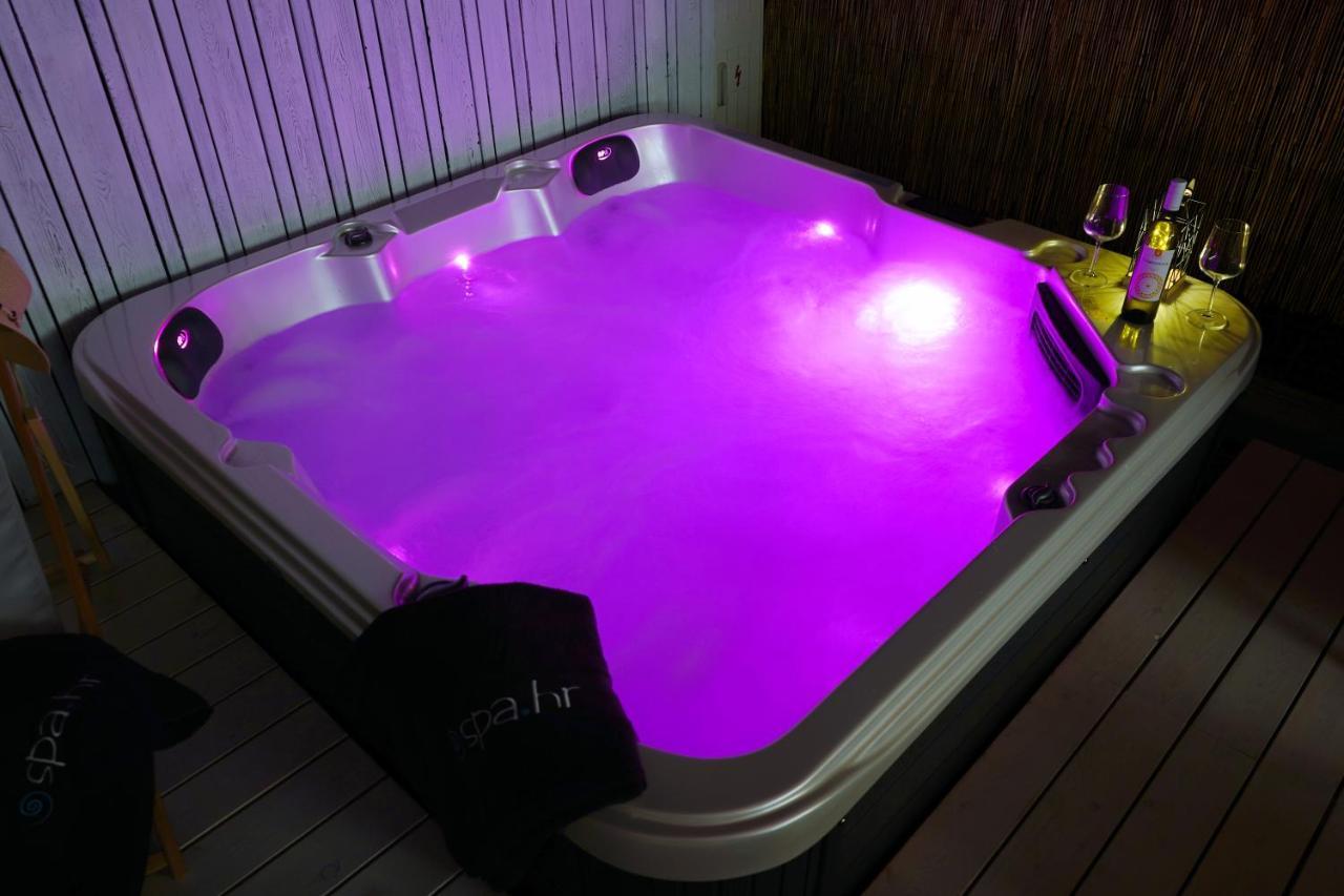 Boutique Style Eco-Beachhouse, Private Jacuzzi 普利拉卡 外观 照片
