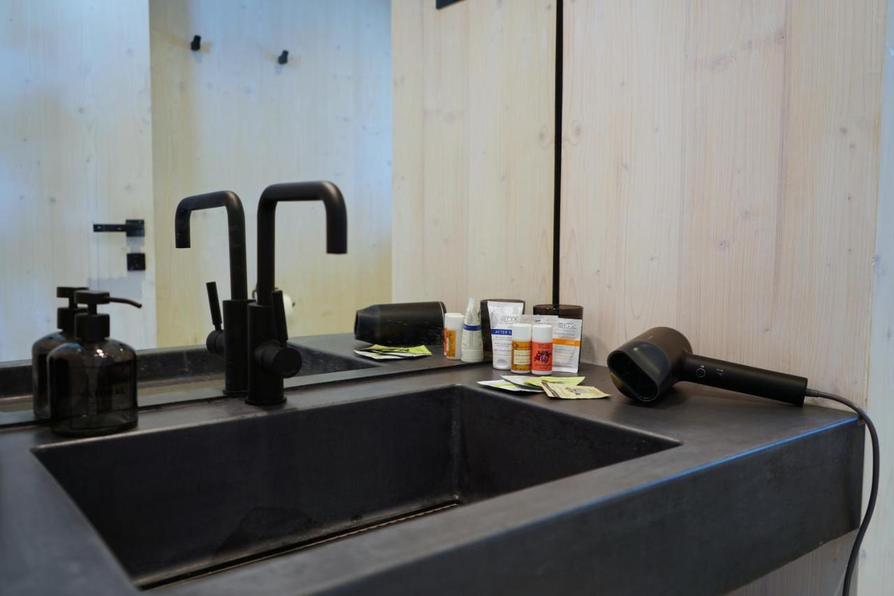 Boutique Style Eco-Beachhouse, Private Jacuzzi 普利拉卡 外观 照片