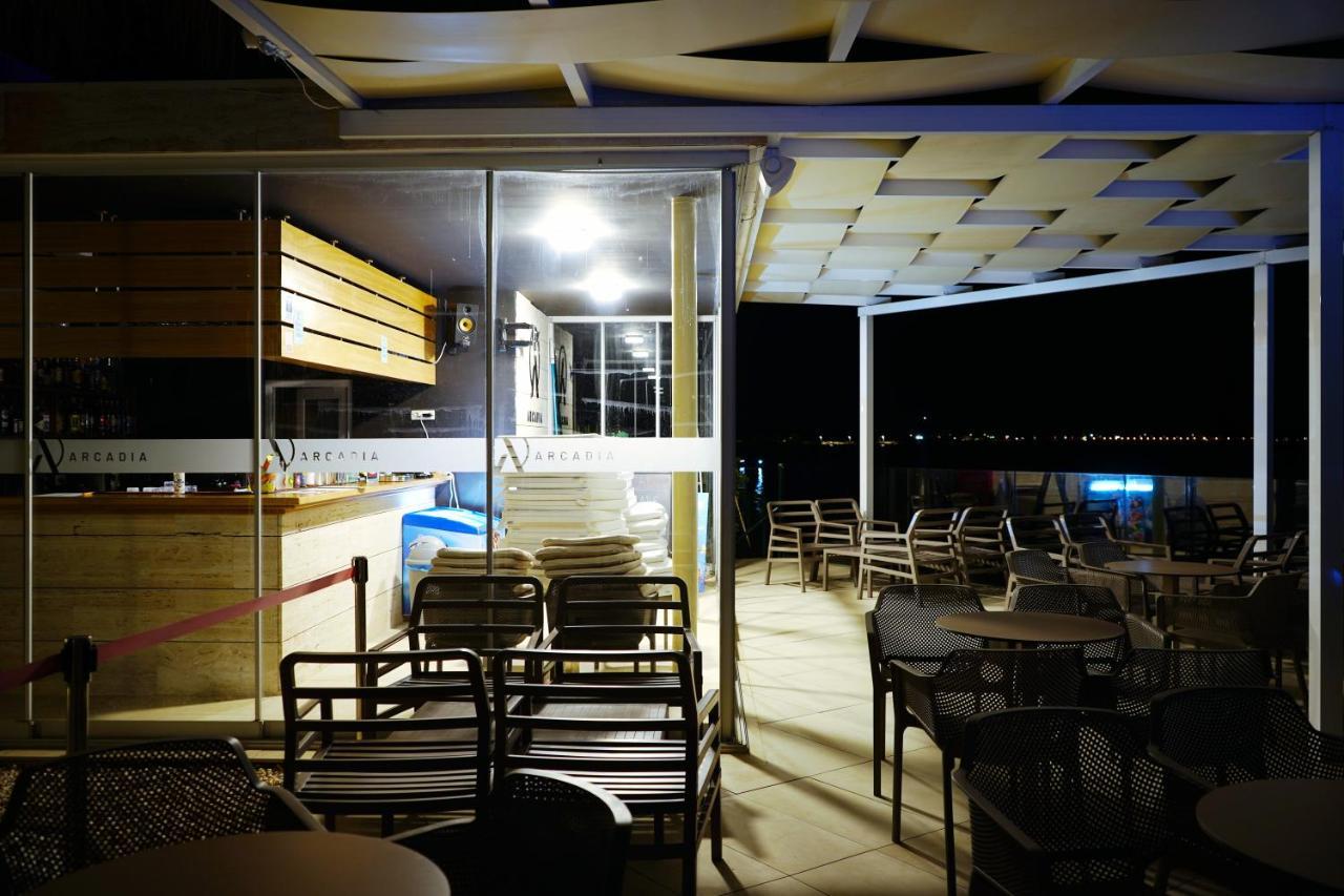 Boutique Style Eco-Beachhouse, Private Jacuzzi 普利拉卡 外观 照片