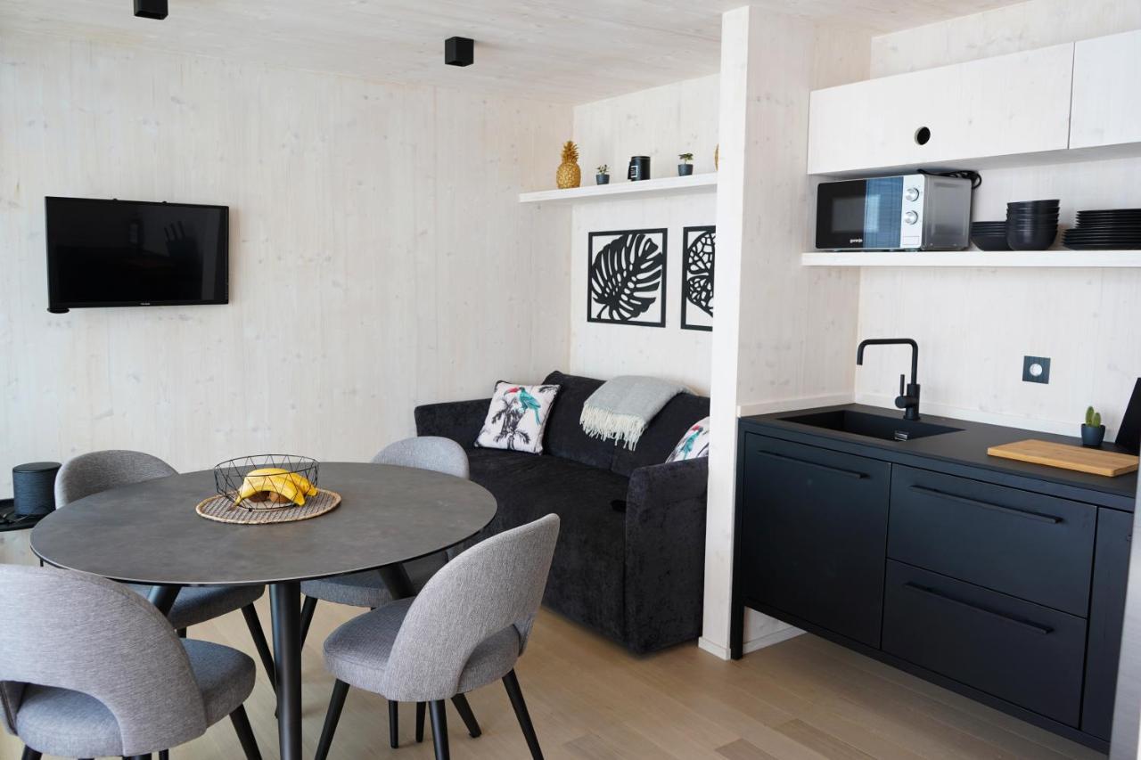 Boutique Style Eco-Beachhouse, Private Jacuzzi 普利拉卡 外观 照片